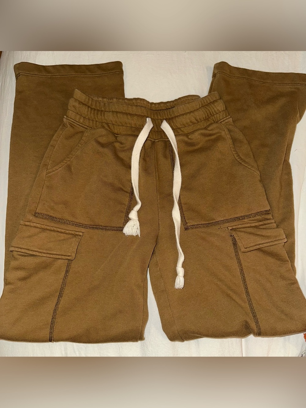 182 Out From Under Brown Cargo Sweatpants - Size XS